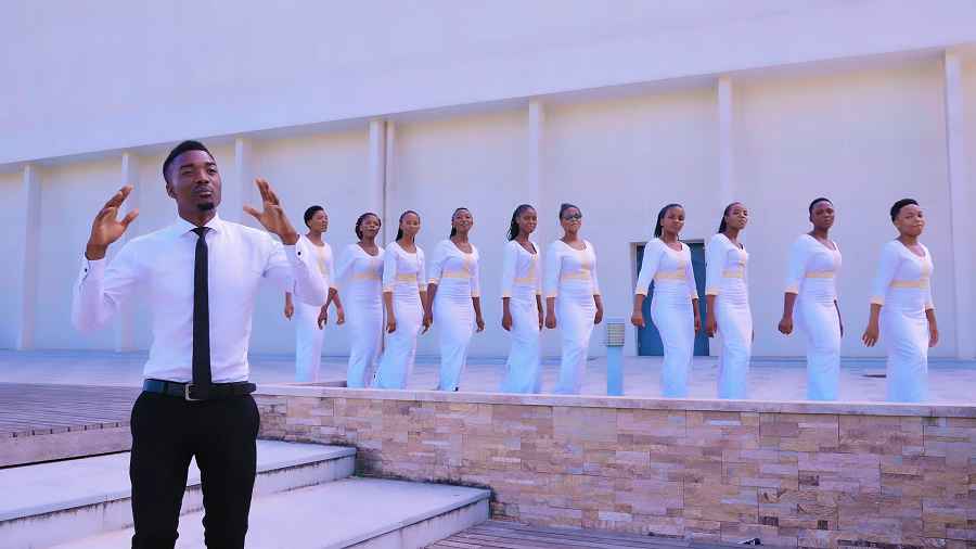 St.Augustine Choir Udsm - Kwa Sauti Yangu Nitamlilia Bwana Mp3 Download